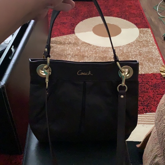 Coach purse - Picture 2 of 3